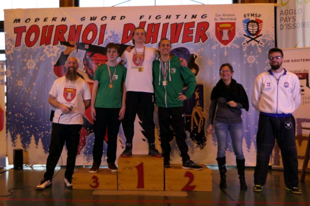 2020-01_Tournoi_Hiver-podium-junior-biathlon_sabre