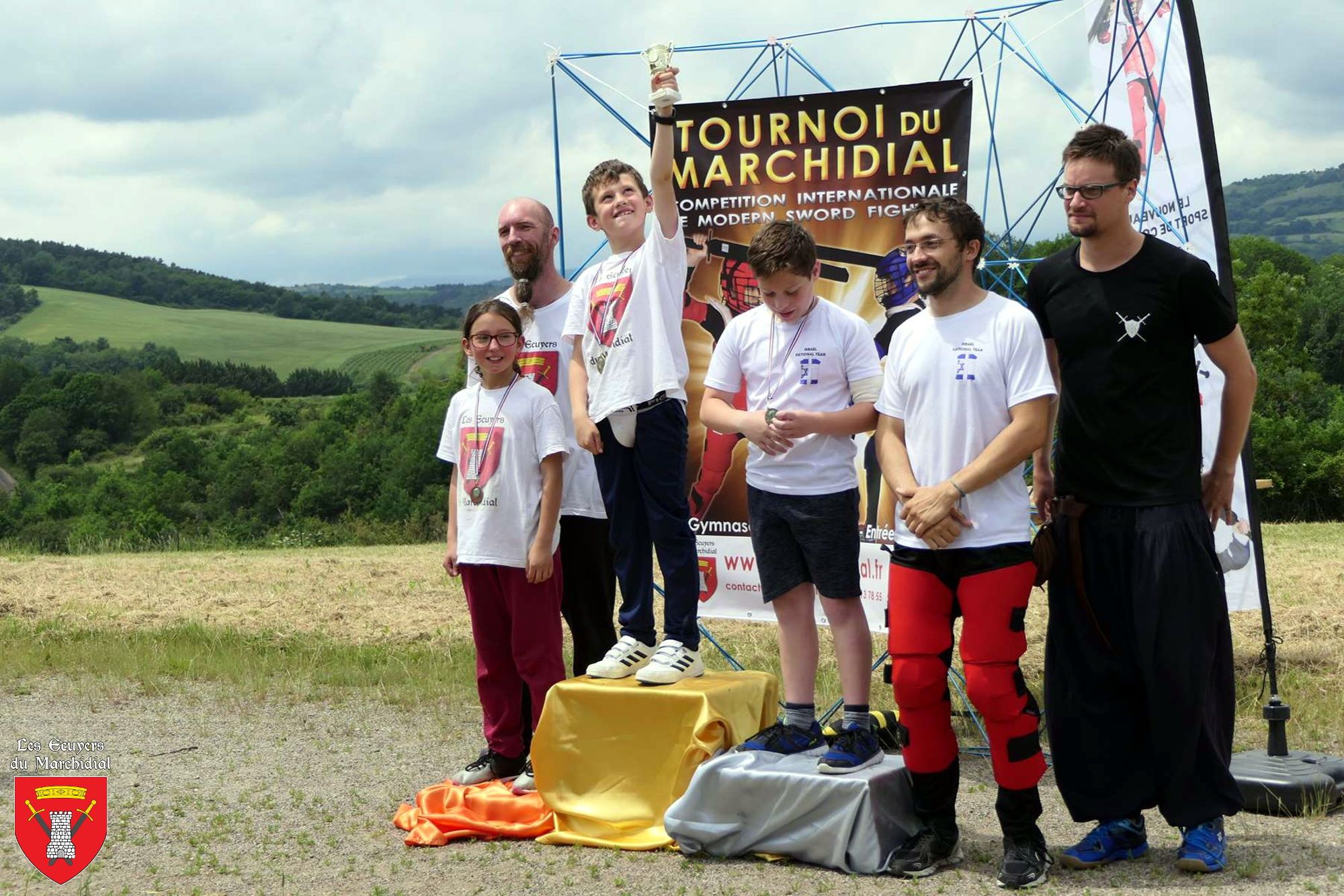 18-06-10_podium_poussin_epee_bouclier-marchidial.fr